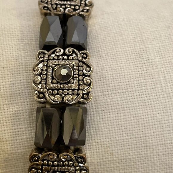 Mixed Metal & Crystal Stretch Magnetic Bracelet - Unbranded Costume Jewlery - Picture 3 of 9